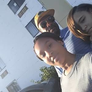 Meet your Posher, Raymond